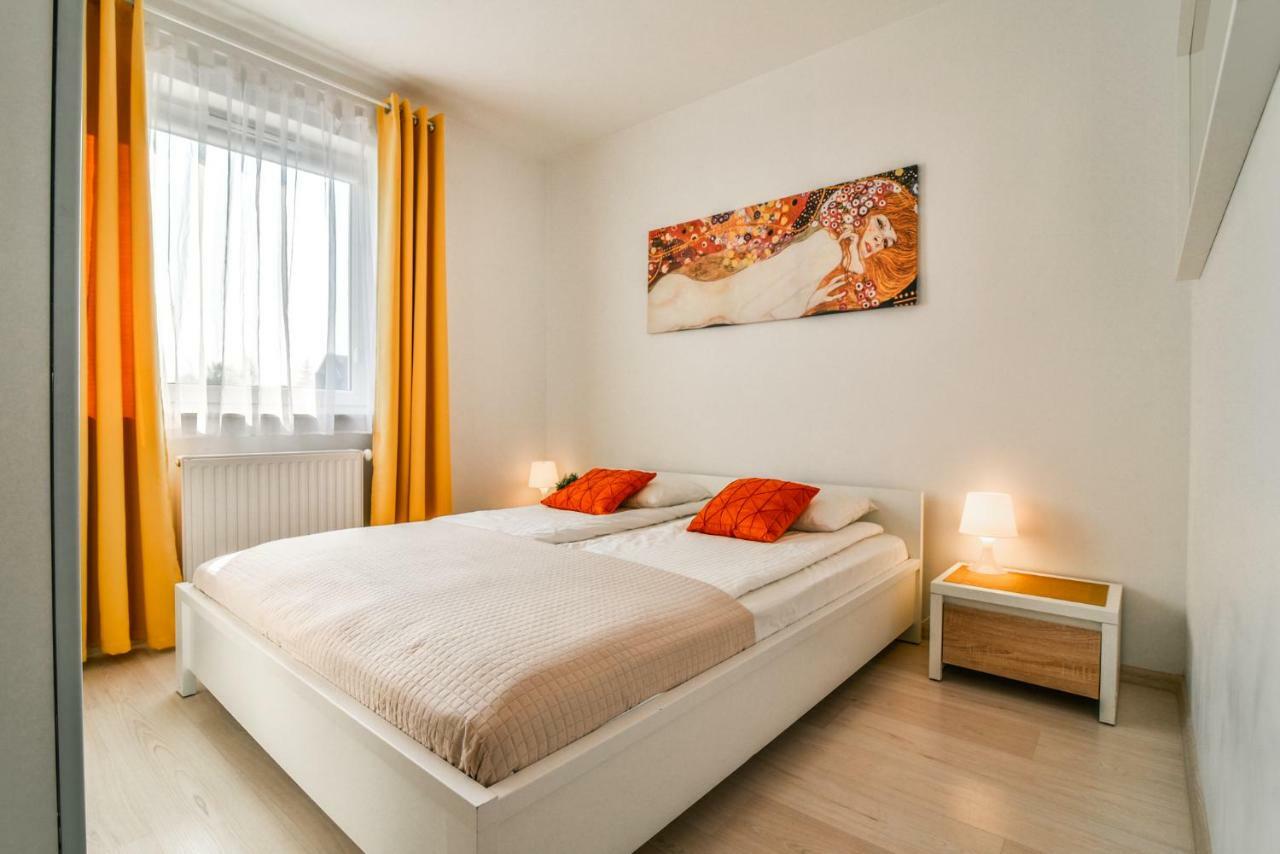 Ltc Apartments Malczewskiego Centrum Gdańsk Kültér fotó